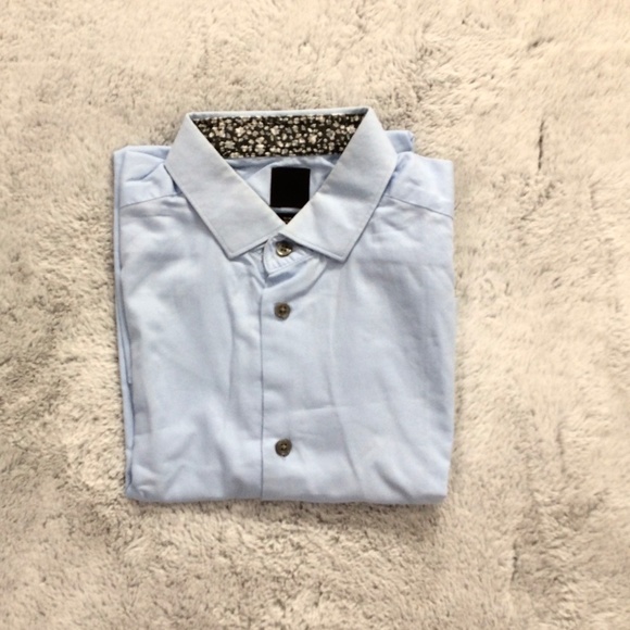 Men’s H&M Flip Cuff Button-Down Shirt *Light BLUE* - Picture 4 of 4